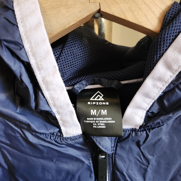 Ripzone two tone women's size medium windbreaker jacket - Picture 2 of 4